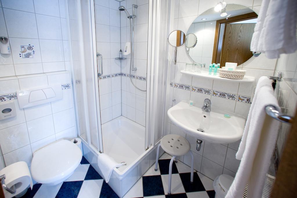 Landgasthof Rebstock ザンクト・ゴアー 部屋 写真